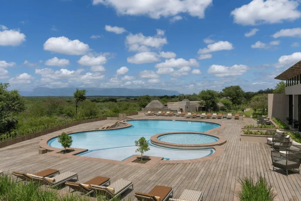 Radisson Opens Its First Net Zero Hotel in Africa Near Kruger