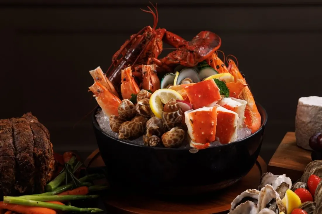 InterContinental Bangkok's premium seafood buffet now runs five nights a week