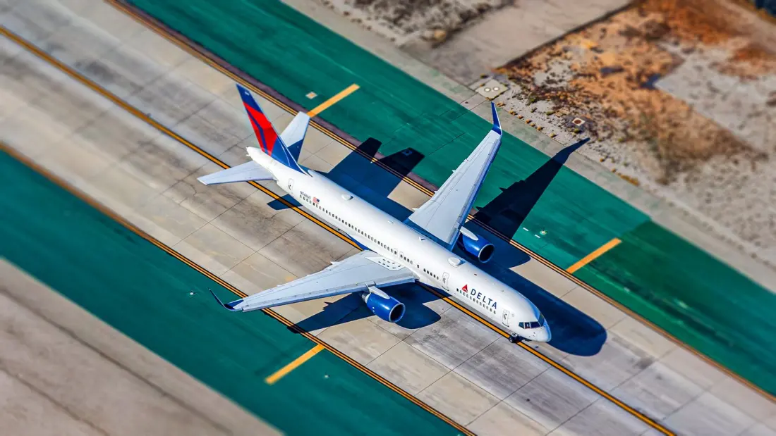 How Far Does a Boeing 757 Get on a Gallon of Fuel? The Numbers Explained