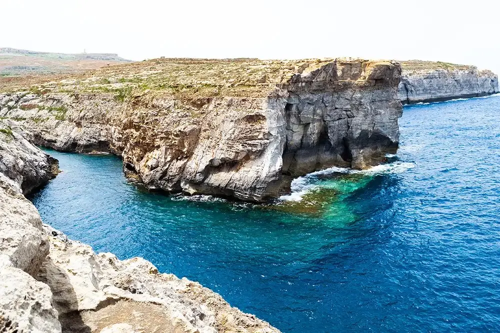 Divers chase down van thief at Gozo's Cathedral Cave dive site