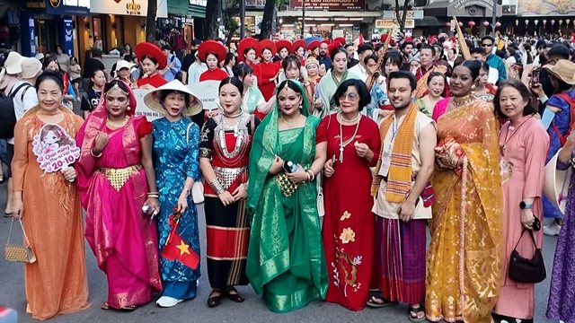 Hà Nội hosts a global gathering celebrating cultures from around the world