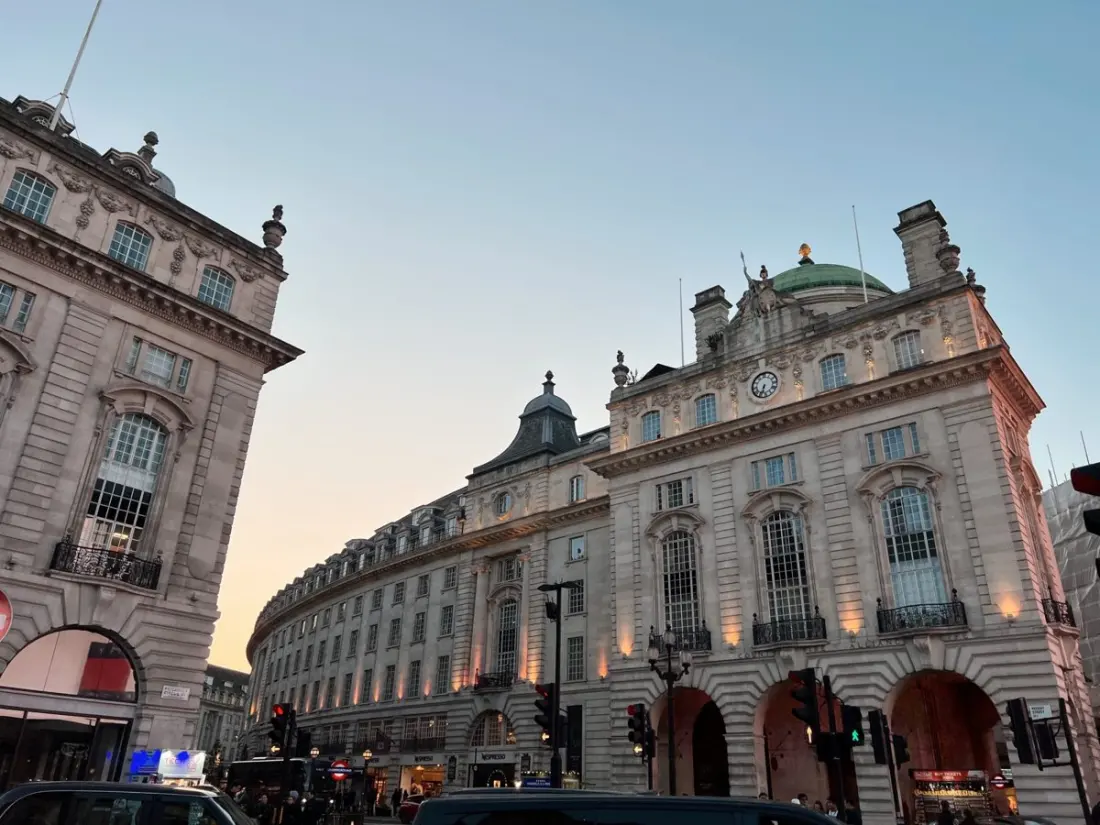 London's Best Luxury Hotels for 2026: From Buckingham Palace Neighbours to a Bond-Worthy Bar
