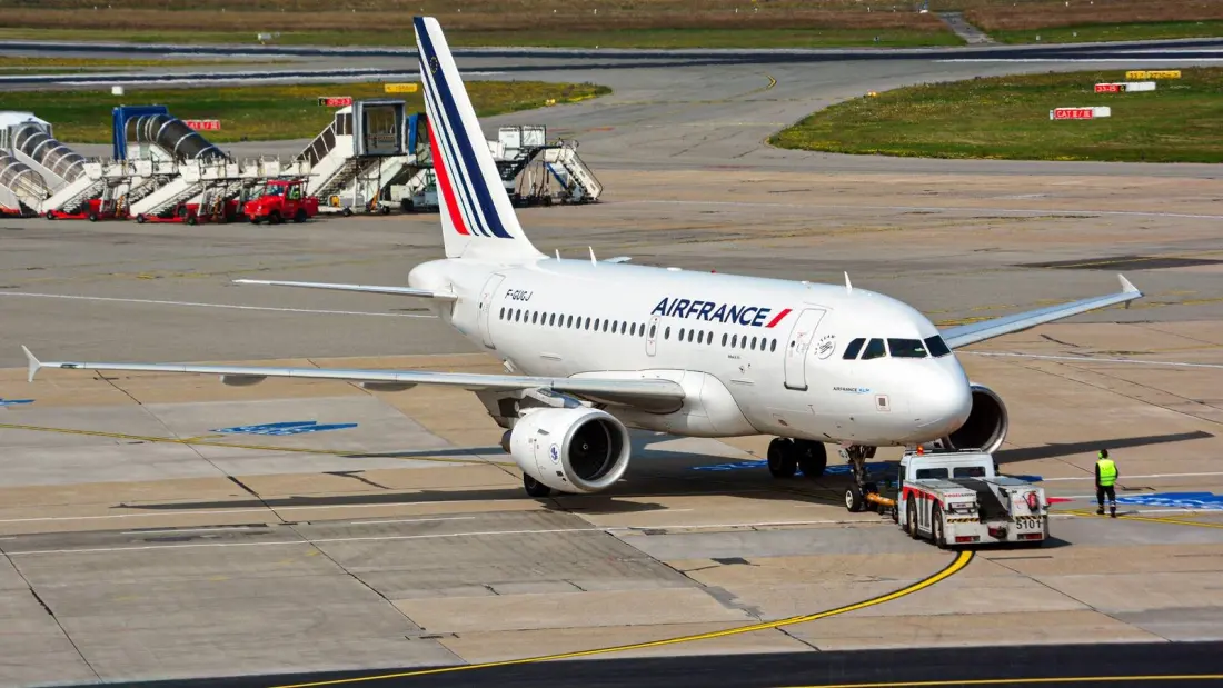 Air France's Four Remaining Airbus A318s Are The Last Of A Very Clever Aircraft