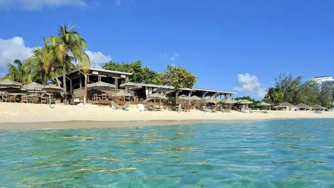 Grand Cayman Just Notched Its 10th Straight Month of Visitor Growth