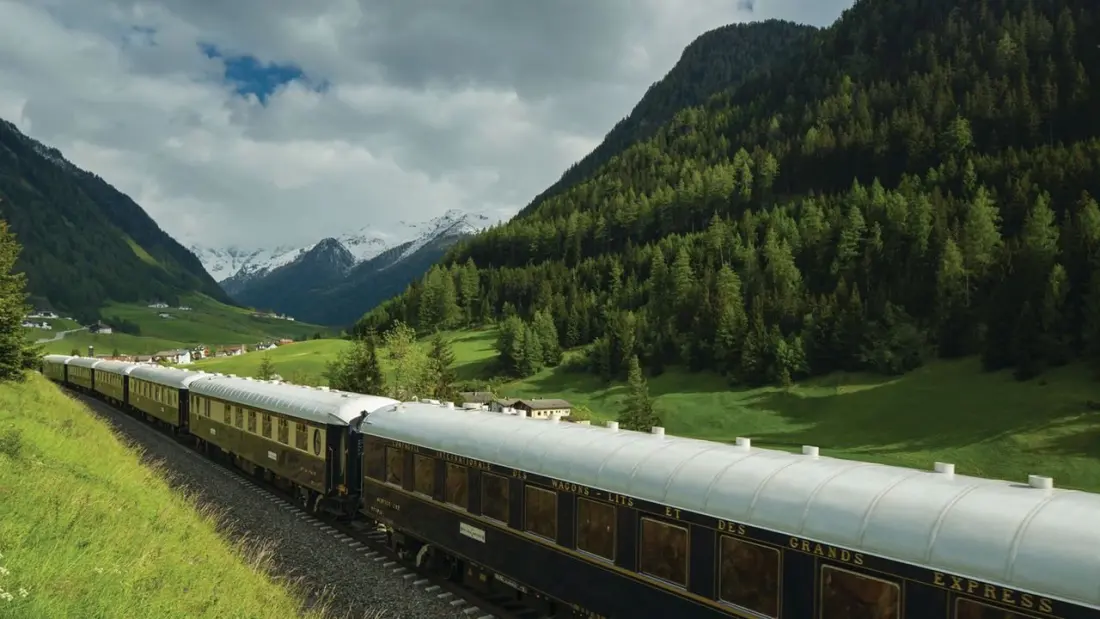Leon Bridges Played an Intimate Set Aboard the Venice Simplon-Orient-Express — Here's Why It Matters for Luxury Rail Fans