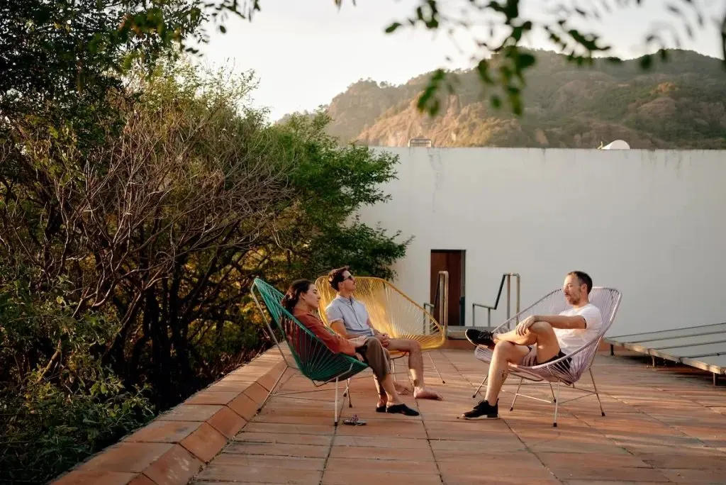 Airbnb Is Hiding Real Phone Numbers Behind Temporary Ones for US and Canada Bookings