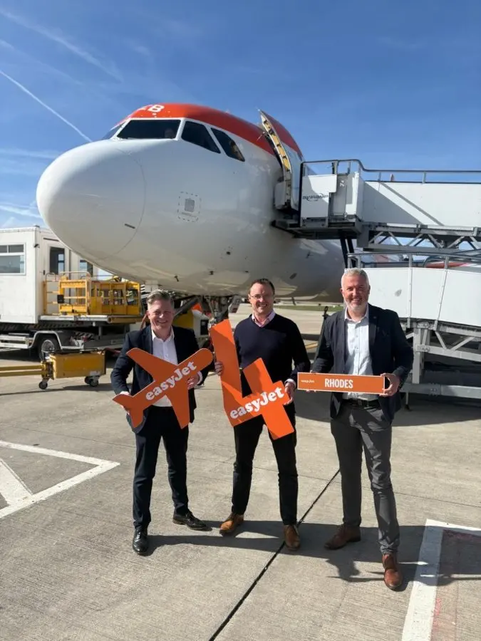 easyJet to base fourth aircraft at London Southend and launch new Rhodes route
