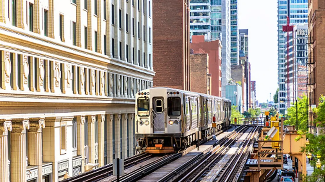Five Unwritten Rules of Chicago's CTA That First-Time Visitors Keep Breaking