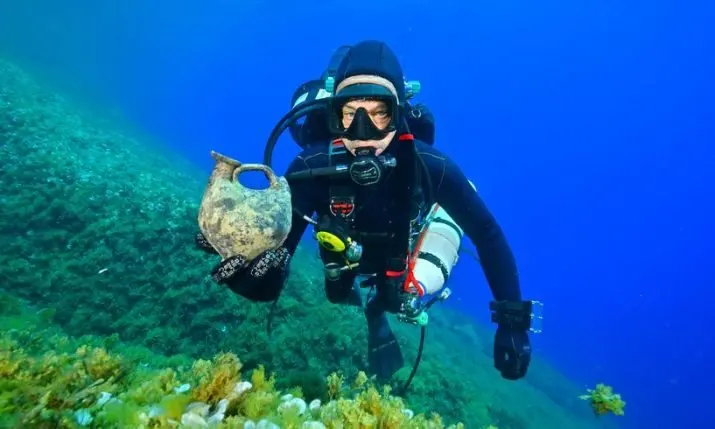 Ancient Greek shipwreck off Vis sheds light on Adriatic wine trade