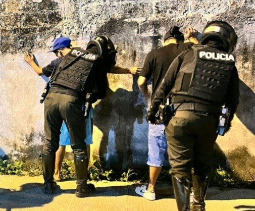 Ecuador's coastal provinces under new overnight curfew from 1–10 November
