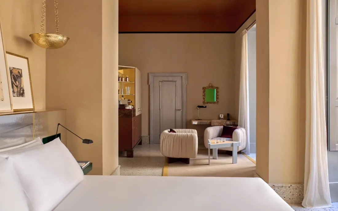 Experimental Roma opens on Via Veneto: 82 rooms with a French take on the Dolce Vita