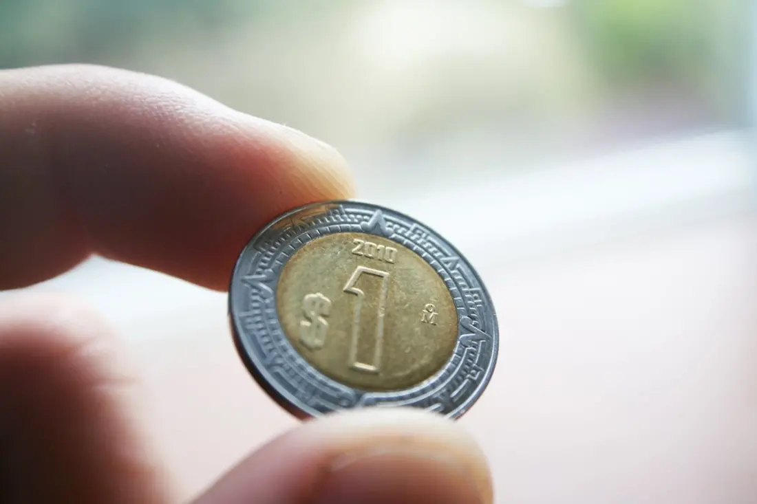 Know Your Pesos: A Quick Guide to Mexico's Currency Before You Fly