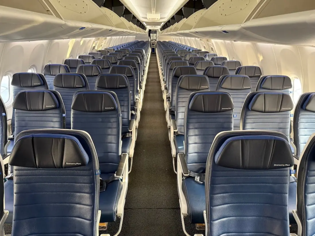Two United passengers, opposite complaints, one awkward truth about empty economy seats