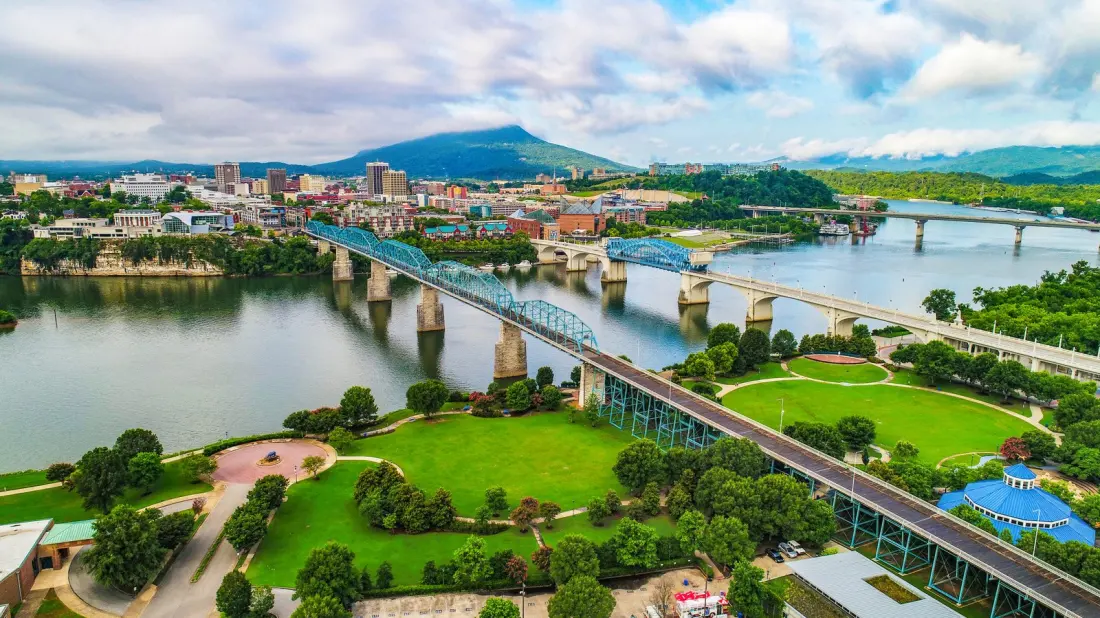 Thinking of Retiring in Chattanooga? Spend a Weekend Test-Driving Its Neighborhoods and Trails First