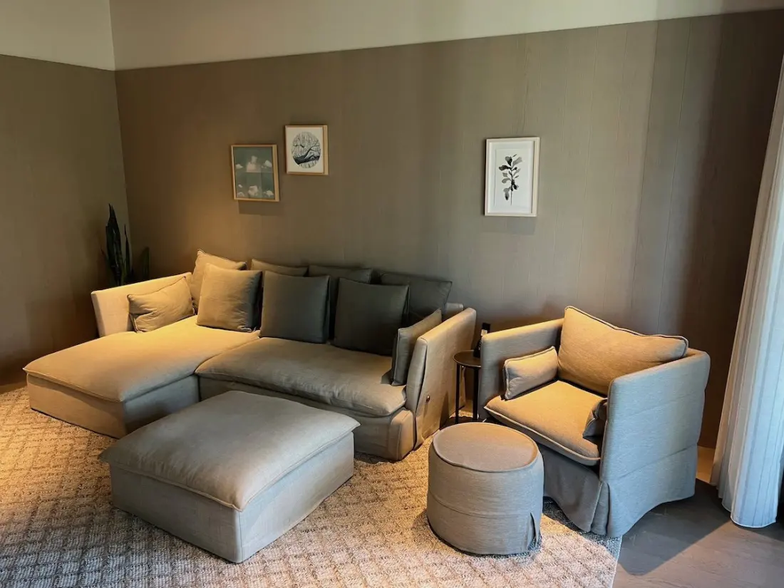 Chase Sapphire Reserve Turns 10 With Travel Credits Worth Up to $350 and a Meatier DoorDash Perk