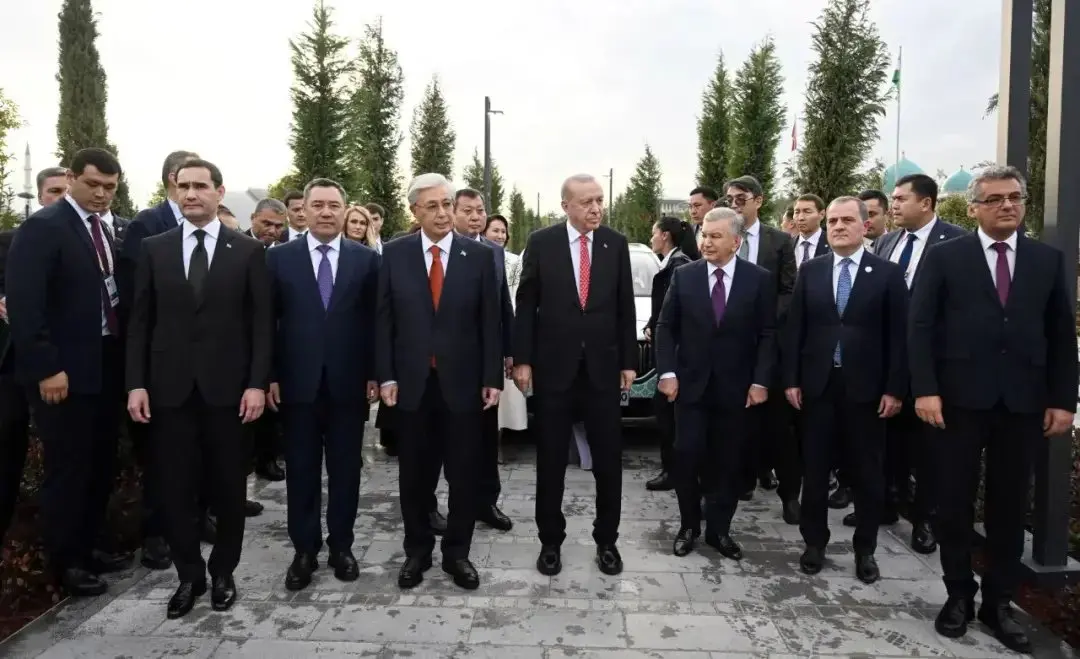 Kyrgyzstan Brings Its Eagle Hunters to Ankara's Turkic States Civilization Park