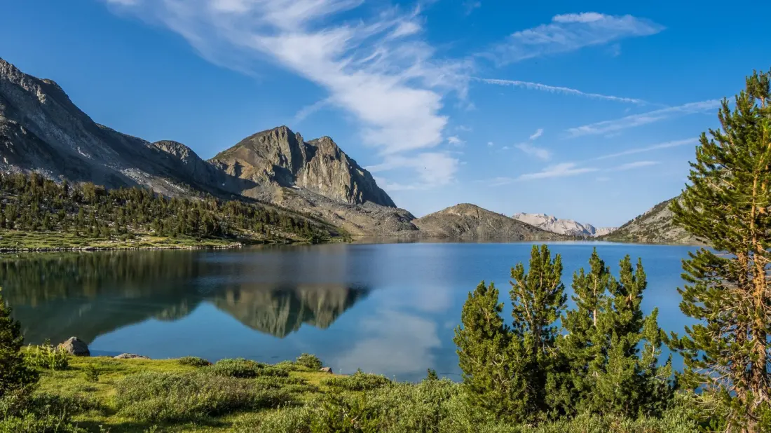 Duck Lake: The Quiet Sierra Alpine Lake Tahoe Wishes It Could Be