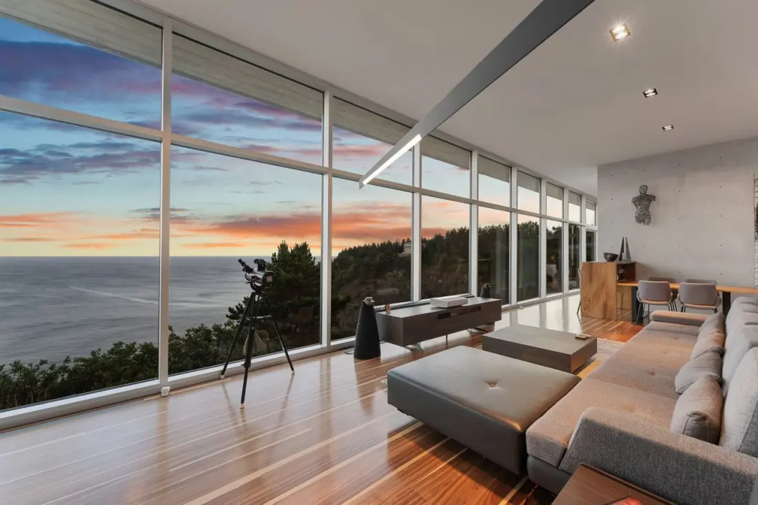 Ten Airbnbs Where the Oregon Coast Comes Right to Your Window