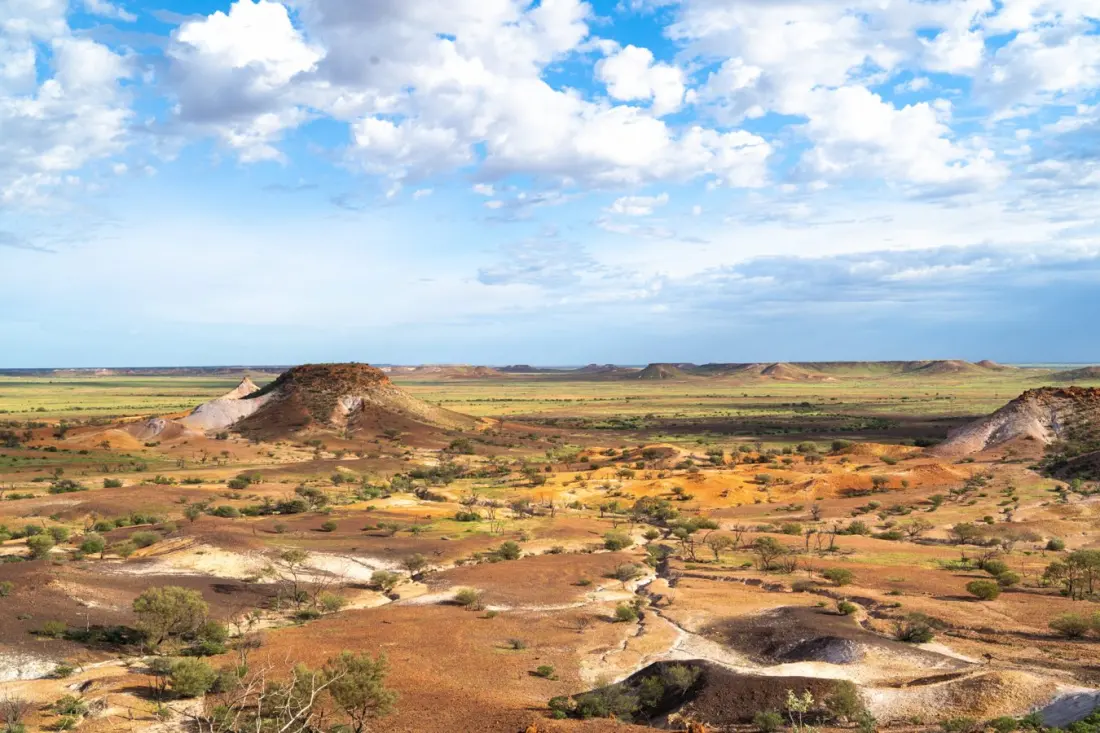 Underground homes, 550-million-year-old fossils and the night sky: inland South Australia's deep story