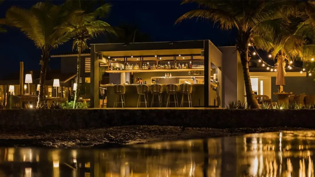 Bonaire's Brass Boer Reopens With a Table for Two on the Pier