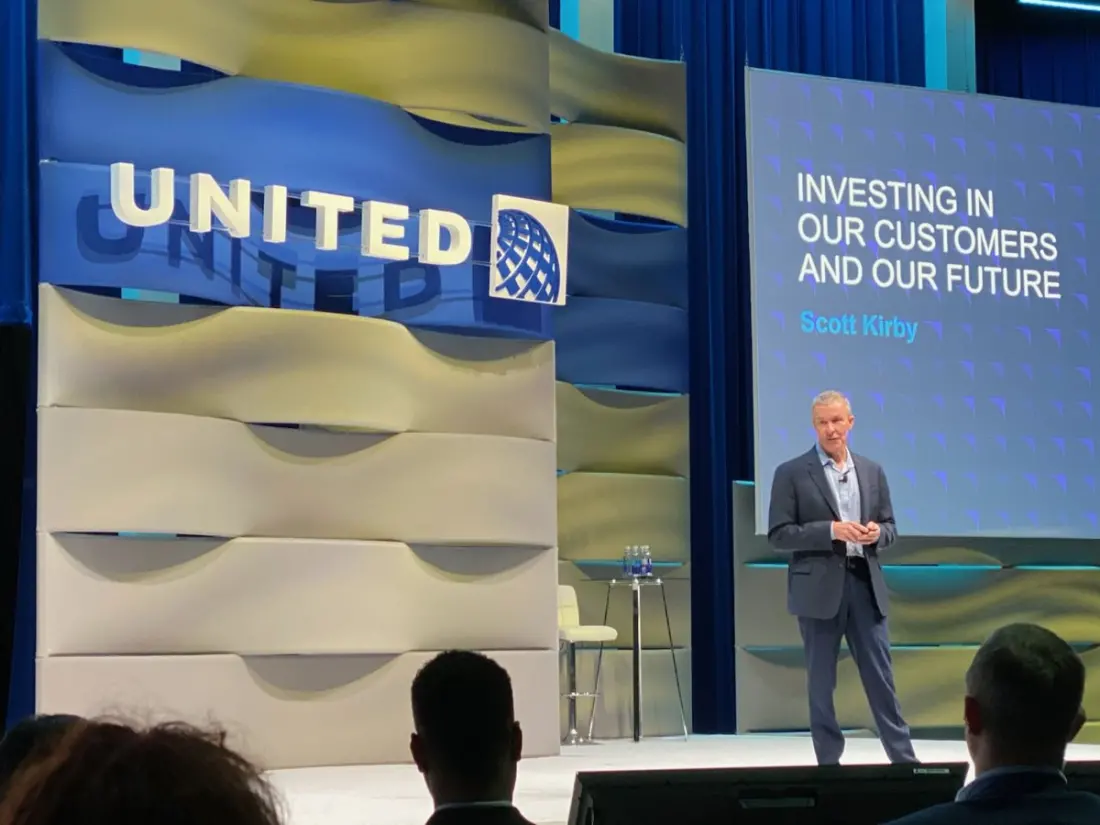 United's CEO Says Window Seats 'Cost Money' — Travellers Aren't Fully Buying It