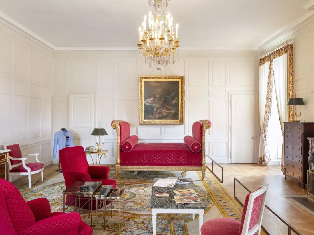 Château de Rambouillet Opens the Private Rooms Where the First G6 Summit Happened