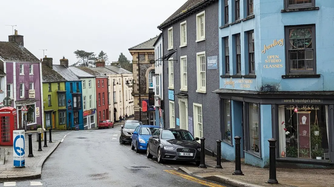 Narberth: Pembrokeshire's Colourful Market Town of Antiques, Art and Good Food