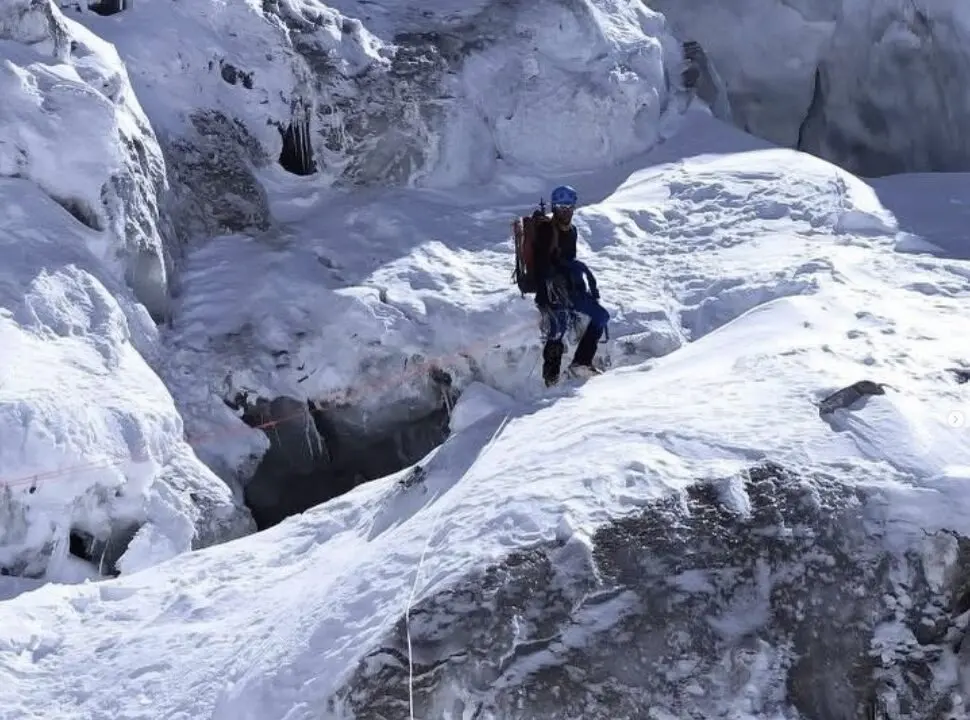 Russian Team Forced Off Everest's West Ridge Again as Route Proves Brutal